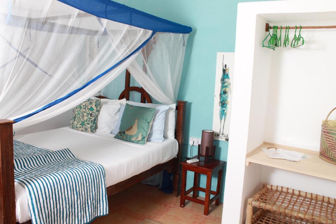 Driftwood Beach Lodge Jambiani  Exterior photo