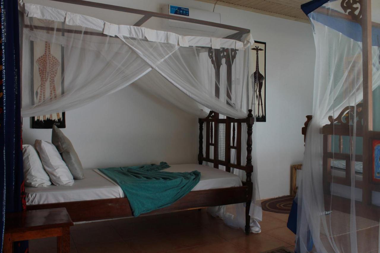 Driftwood Beach Lodge Jambiani  Exterior photo