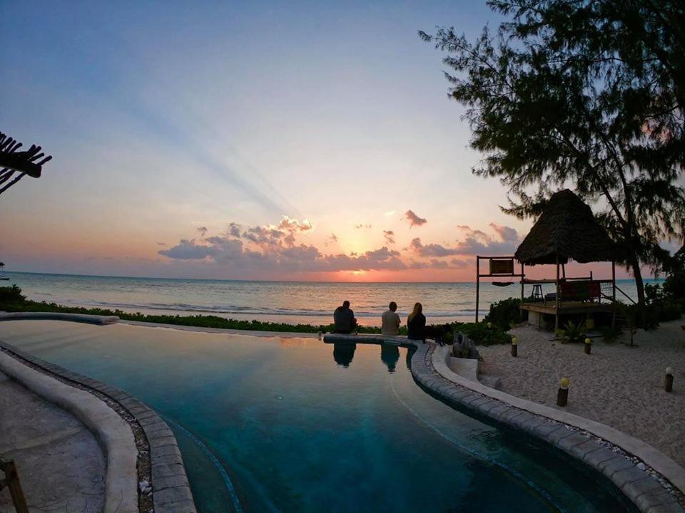 Driftwood Beach Lodge Jambiani  Exterior photo