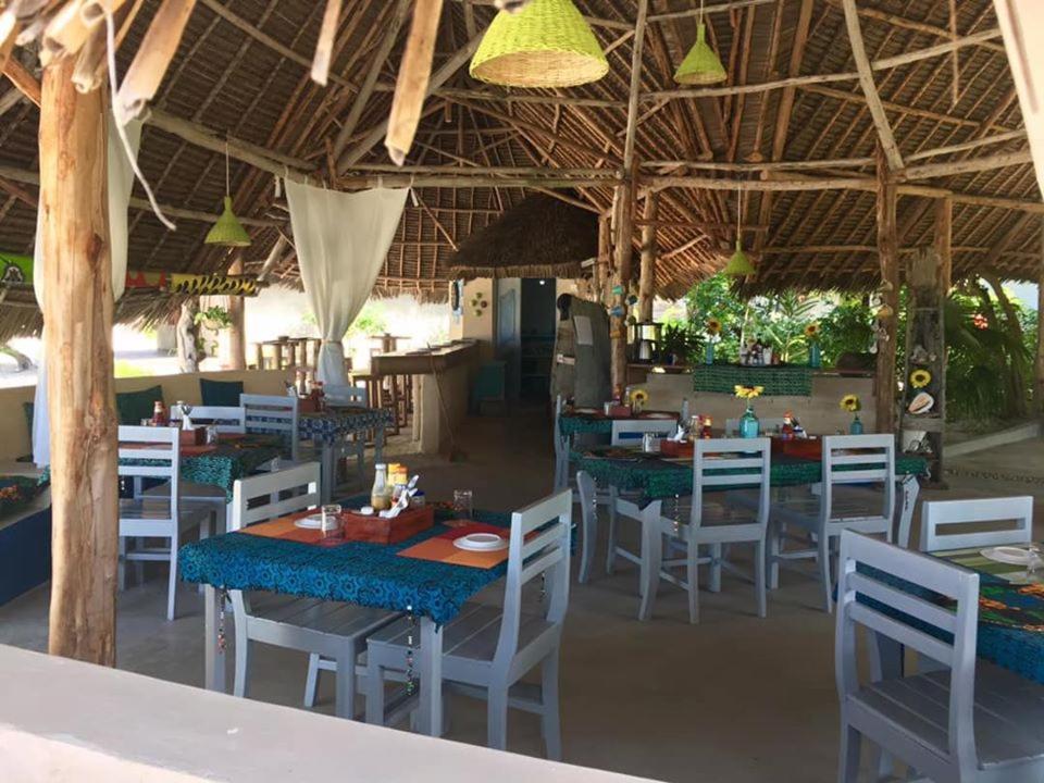 Driftwood Beach Lodge Jambiani  Exterior photo